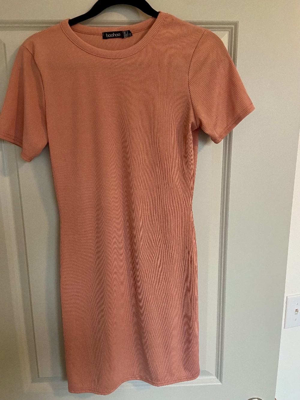 Boohoo Dusty Pink Ribbed Bodycon Mini Dress Size 8